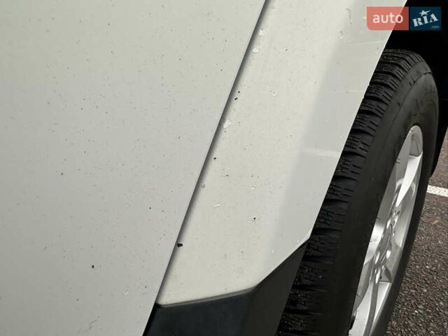 Белый Рено Дастер, объемом двигателя 1.46 л и пробегом 294 тыс. км за 9500 $, фото 18 на Automoto.ua