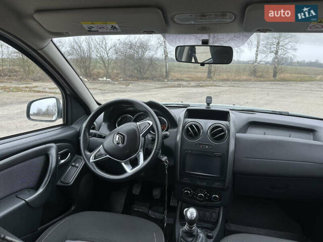 Белый Рено Дастер, объемом двигателя 1.46 л и пробегом 203 тыс. км за 9950 $, фото 32 на Automoto.ua