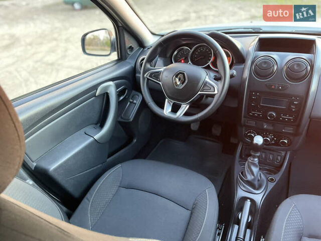 Белый Рено Дастер, объемом двигателя 1.46 л и пробегом 158 тыс. км за 9900 $, фото 35 на Automoto.ua