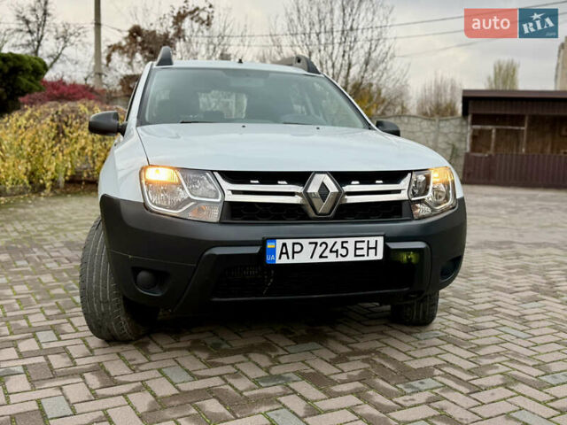 Белый Рено Дастер, объемом двигателя 1.46 л и пробегом 165 тыс. км за 9500 $, фото 17 на Automoto.ua