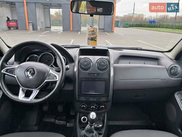 Рено Дастер 2017 в Виннице на Automoto.ua Белый Рено Дастер, объемом двигателя 1.46 л и пробегом 203 тыс. км за 8699 $, фото 14 на Automoto.ua