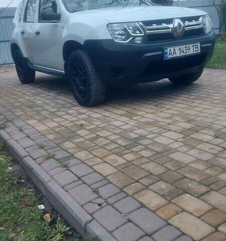 Белый Рено Дастер, объемом двигателя 1.46 л и пробегом 272 тыс. км за 12950 $, фото 17 на Automoto.ua