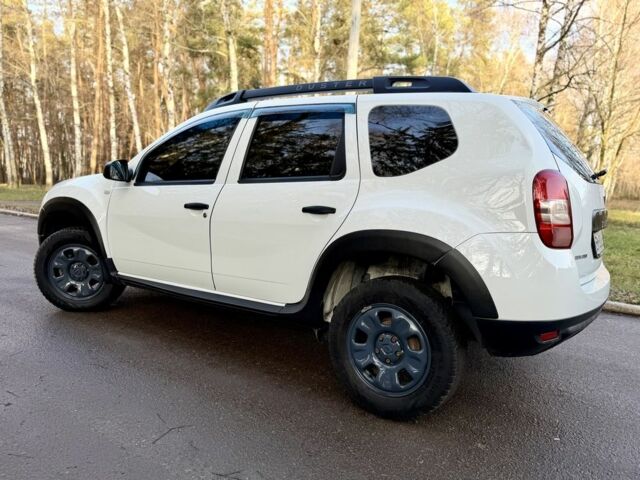 Білий Рено Дастер, об'ємом двигуна 1.5 л та пробігом 87 тис. км за 12700 $, фото 3 на Automoto.ua