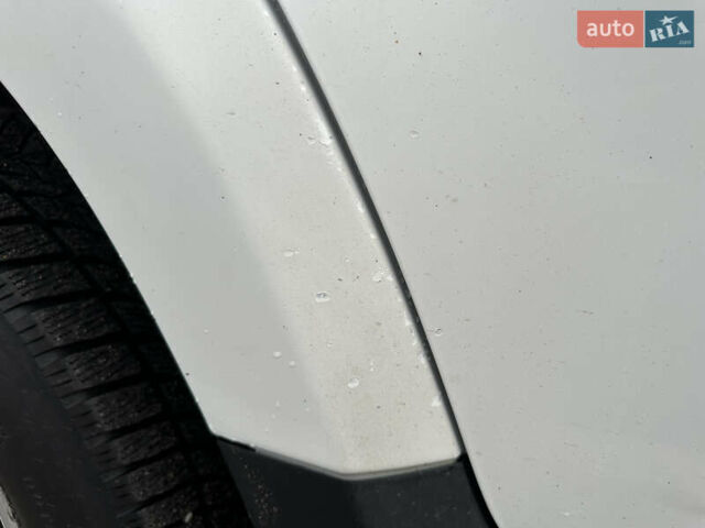 Белый Рено Дастер, объемом двигателя 1.46 л и пробегом 294 тыс. км за 9500 $, фото 20 на Automoto.ua