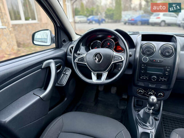 Белый Рено Дастер, объемом двигателя 1.46 л и пробегом 165 тыс. км за 9500 $, фото 27 на Automoto.ua