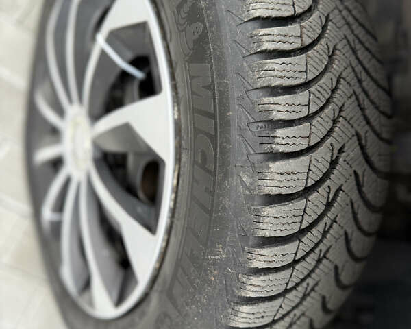 Белый Рено Дастер, объемом двигателя 1.5 л и пробегом 218 тыс. км за 9500 $, фото 25 на Automoto.ua