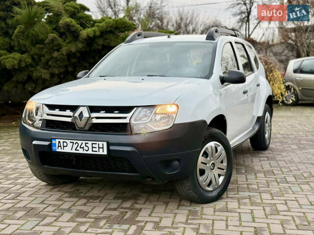 Белый Рено Дастер, объемом двигателя 1.46 л и пробегом 165 тыс. км за 9500 $, фото 9 на Automoto.ua