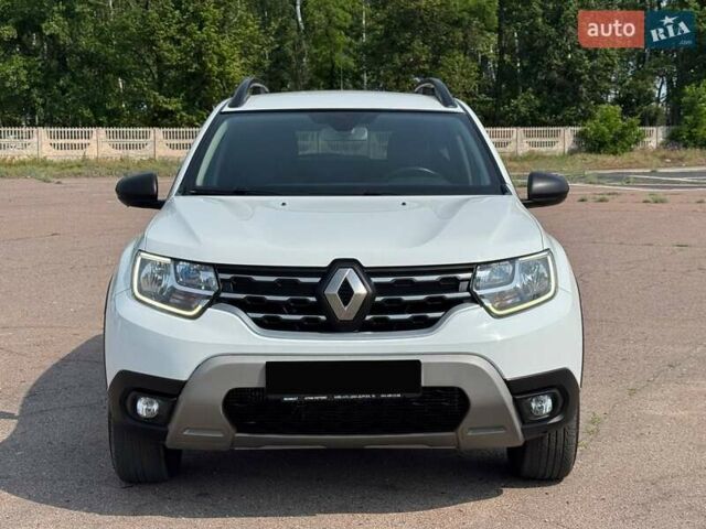 Білий Рено Дастер, об'ємом двигуна 1.46 л та пробігом 152 тис. км за 13650 $, фото 1 на Automoto.ua