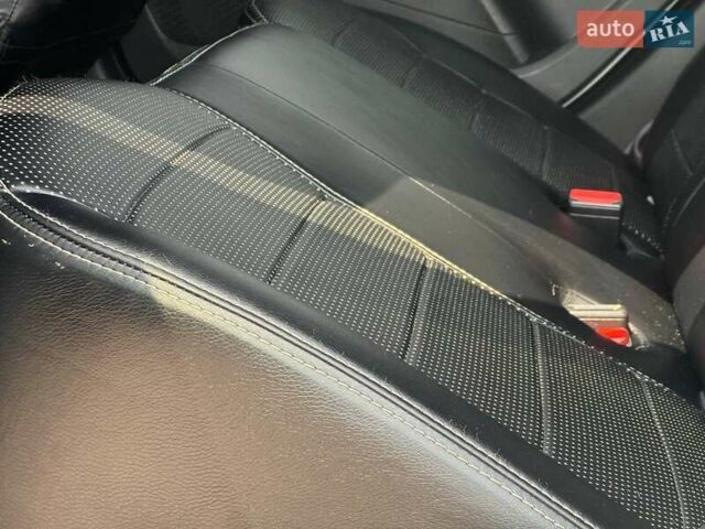 Білий Рено Дастер, об'ємом двигуна 1.46 л та пробігом 152 тис. км за 13650 $, фото 40 на Automoto.ua