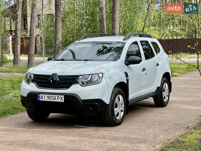 Белый Рено Дастер, объемом двигателя 1.6 л и пробегом 185 тыс. км за 12700 $, фото 18 на Automoto.ua
