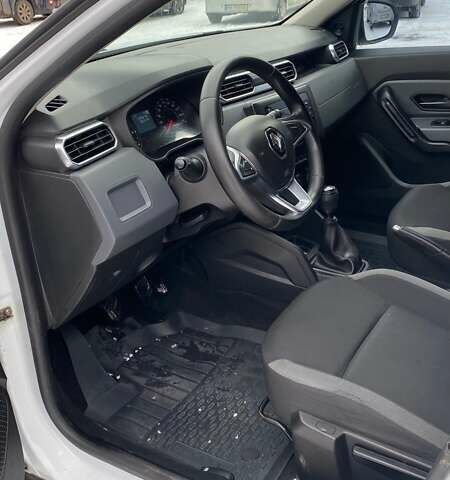 Белый Рено Дастер, объемом двигателя 1.46 л и пробегом 219 тыс. км за 15200 $, фото 5 на Automoto.ua