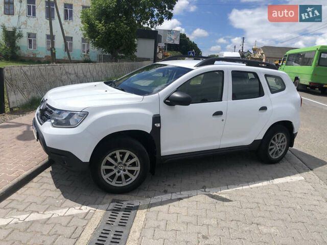 Білий Рено Дастер, об'ємом двигуна 1.6 л та пробігом 106 тис. км за 11500 $, фото 1 на Automoto.ua