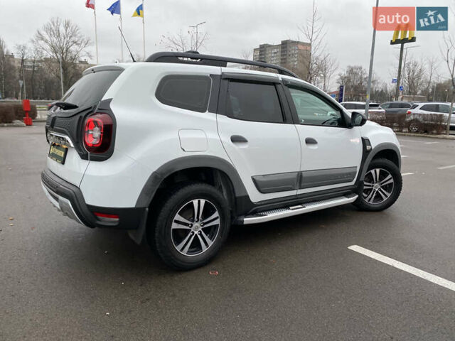 Білий Рено Дастер, об'ємом двигуна 1.46 л та пробігом 71 тис. км за 14700 $, фото 3 на Automoto.ua