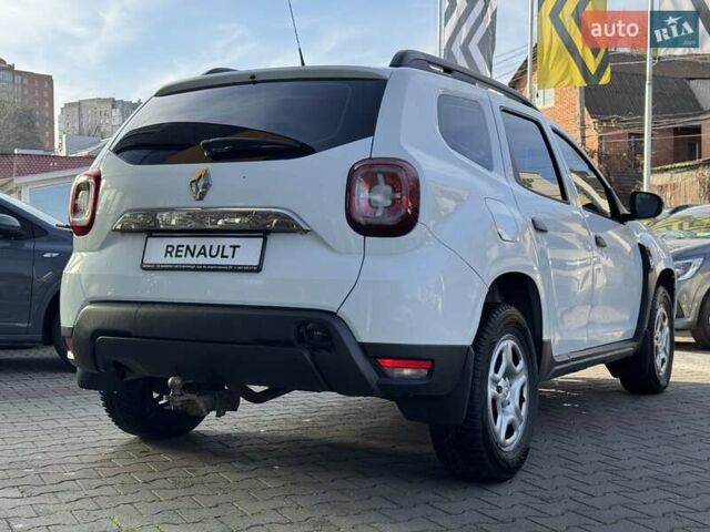 Белый Рено Дастер, объемом двигателя 1.5 л и пробегом 217 тыс. км за 11500 $, фото 5 на Automoto.ua