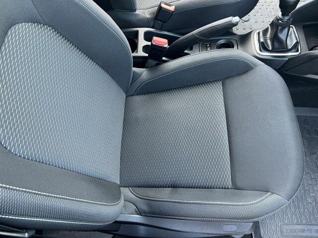 Белый Рено Дастер, объемом двигателя 1.5 л и пробегом 184 тыс. км за 13599 $, фото 13 на Automoto.ua