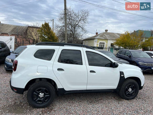 Белый Рено Дастер, объемом двигателя 1.6 л и пробегом 147 тыс. км за 13950 $, фото 8 на Automoto.ua