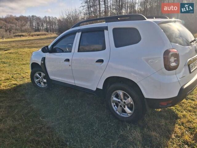 Белый Рено Дастер, объемом двигателя 1.6 л и пробегом 68 тыс. км за 14100 $, фото 1 на Automoto.ua