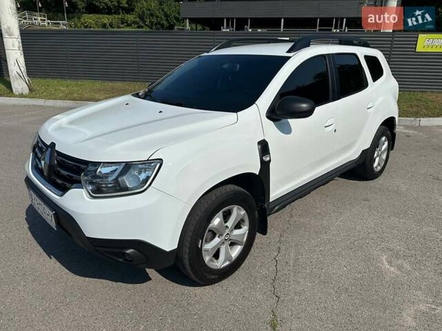 Белый Рено Дастер, объемом двигателя 1.5 л и пробегом 118 тыс. км за 15700 $, фото 6 на Automoto.ua