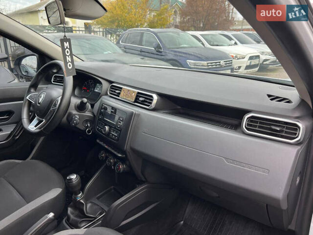 Белый Рено Дастер, объемом двигателя 1.6 л и пробегом 147 тыс. км за 13950 $, фото 14 на Automoto.ua