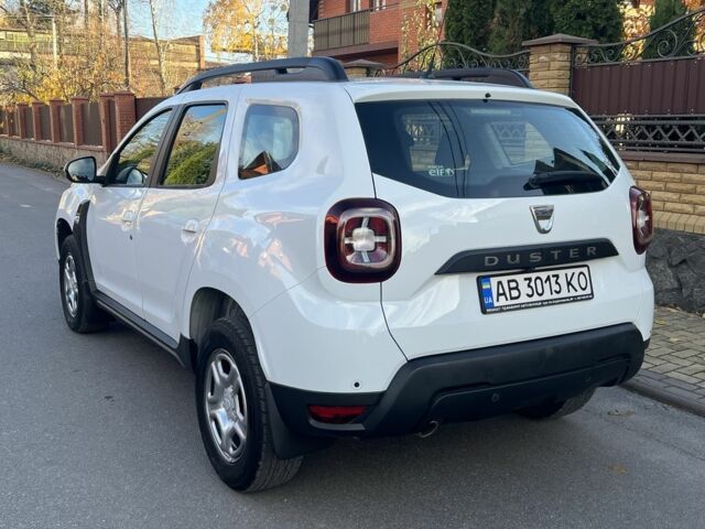 Белый Рено Дастер, объемом двигателя 1.5 л и пробегом 184 тыс. км за 13599 $, фото 3 на Automoto.ua