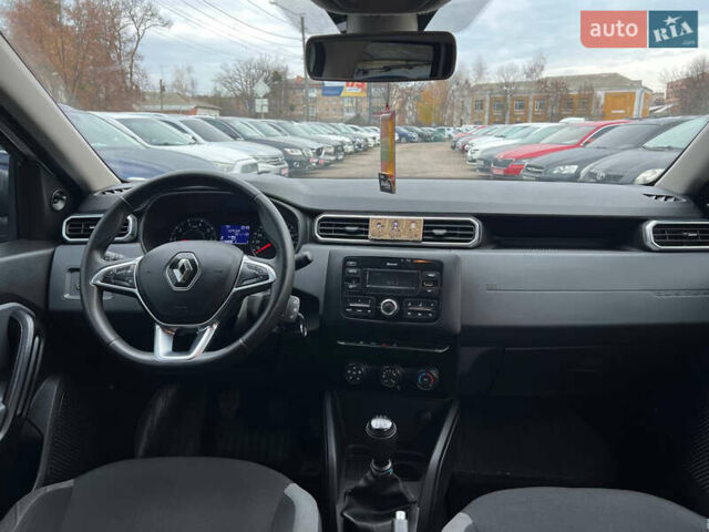 Белый Рено Дастер, объемом двигателя 1.6 л и пробегом 147 тыс. км за 13950 $, фото 20 на Automoto.ua