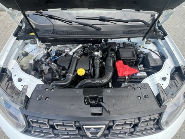 Белый Рено Дастер, объемом двигателя 1.5 л и пробегом 184 тыс. км за 13599 $, фото 20 на Automoto.ua