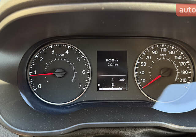 Белый Рено Дастер, объемом двигателя 1.5 л и пробегом 100 тыс. км за 17000 $, фото 23 на Automoto.ua