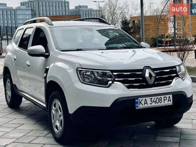 Белый Рено Дастер, объемом двигателя 1.5 л и пробегом 146 тыс. км за 13300 $, фото 2 на Automoto.ua