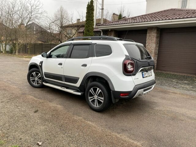 Білий Рено Дастер, об'ємом двигуна 1.5 л та пробігом 71 тис. км за 14700 $, фото 4 на Automoto.ua