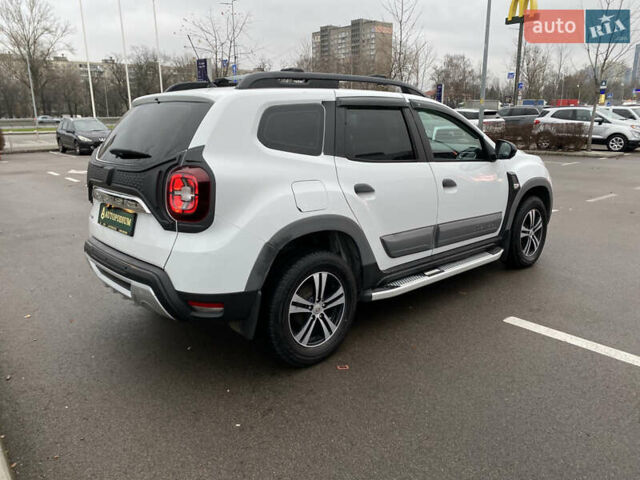 Білий Рено Дастер, об'ємом двигуна 1.46 л та пробігом 71 тис. км за 14700 $, фото 4 на Automoto.ua