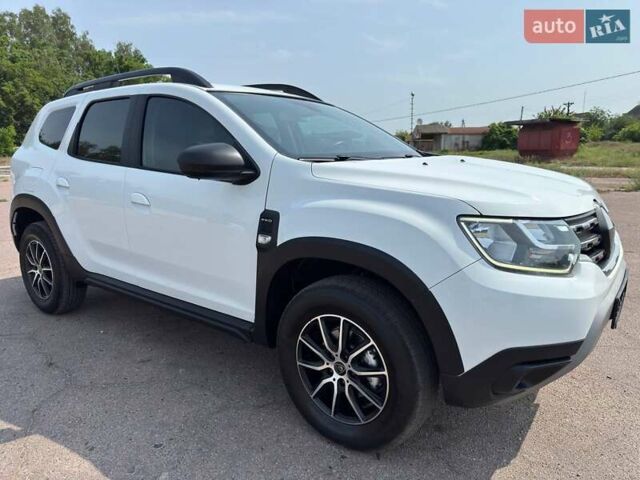 Білий Рено Дастер, об'ємом двигуна 1.46 л та пробігом 152 тис. км за 13650 $, фото 8 на Automoto.ua