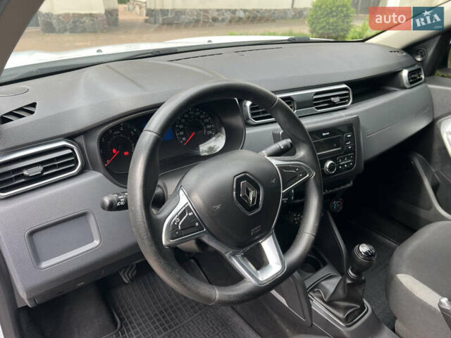 Белый Рено Дастер, объемом двигателя 1.6 л и пробегом 185 тыс. км за 12700 $, фото 50 на Automoto.ua