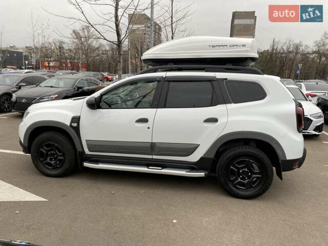 Білий Рено Дастер, об'ємом двигуна 1.5 л та пробігом 70 тис. км за 16200 $, фото 8 на Automoto.ua