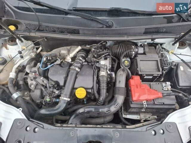 Белый Рено Дастер, объемом двигателя 1.5 л и пробегом 215 тыс. км за 14500 $, фото 23 на Automoto.ua