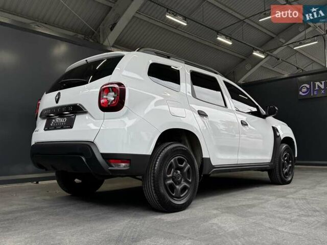 Білий Рено Дастер, об'ємом двигуна 1.6 л та пробігом 231 тис. км за 12500 $, фото 18 на Automoto.ua