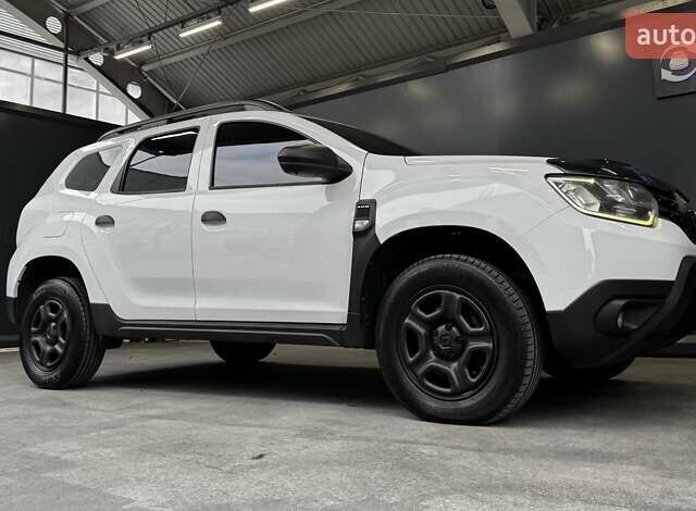 Білий Рено Дастер, об'ємом двигуна 1.6 л та пробігом 231 тис. км за 12500 $, фото 23 на Automoto.ua