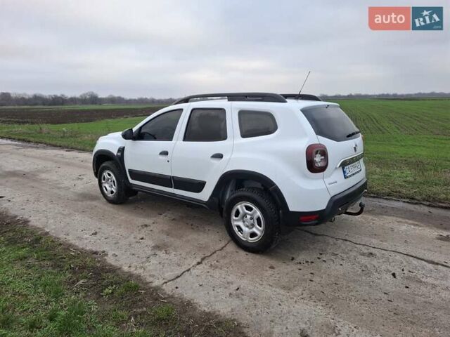 Белый Рено Дастер, объемом двигателя 1.5 л и пробегом 215 тыс. км за 14500 $, фото 5 на Automoto.ua