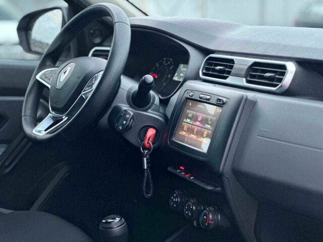 Білий Рено Дастер, об'ємом двигуна 1.6 л та пробігом 97 тис. км за 12790 $, фото 10 на Automoto.ua