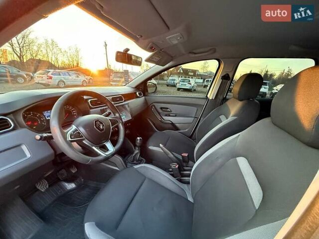 Белый Рено Дастер, объемом двигателя 1.5 л и пробегом 228 тыс. км за 14199 $, фото 12 на Automoto.ua