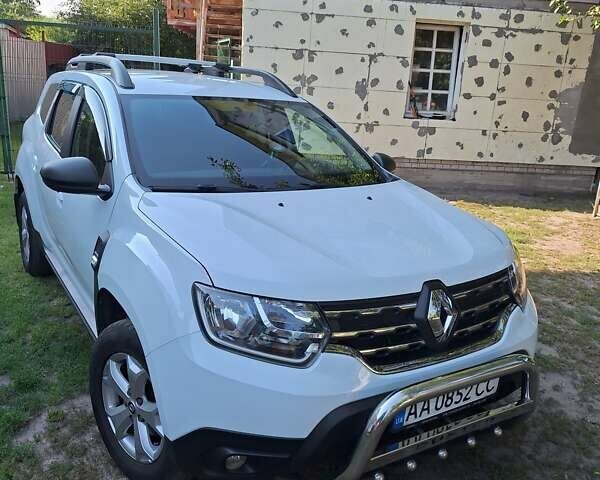 Білий Рено Дастер, об'ємом двигуна 1.6 л та пробігом 114 тис. км за 15950 $, фото 2 на Automoto.ua