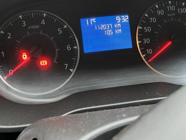 Белый Рено Дастер, объемом двигателя 0 л и пробегом 112 тыс. км за 322 $, фото 6 на Automoto.ua