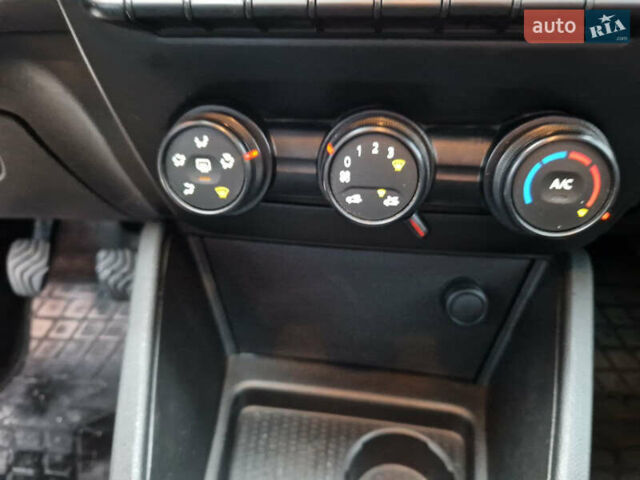 Белый Рено Дастер, объемом двигателя 1.5 л и пробегом 87 тыс. км за 15500 $, фото 15 на Automoto.ua