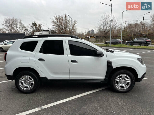 Білий Рено Дастер, об'ємом двигуна 1.46 л та пробігом 57 тис. км за 14800 $, фото 3 на Automoto.ua