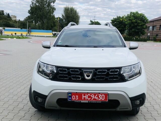 Белый Рено Дастер, объемом двигателя 1.5 л и пробегом 154 тыс. км за 15200 $, фото 1 на Automoto.ua