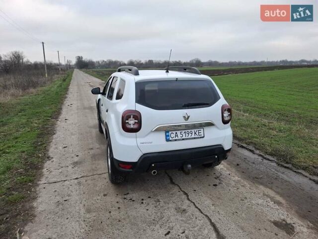 Белый Рено Дастер, объемом двигателя 1.5 л и пробегом 215 тыс. км за 14500 $, фото 6 на Automoto.ua