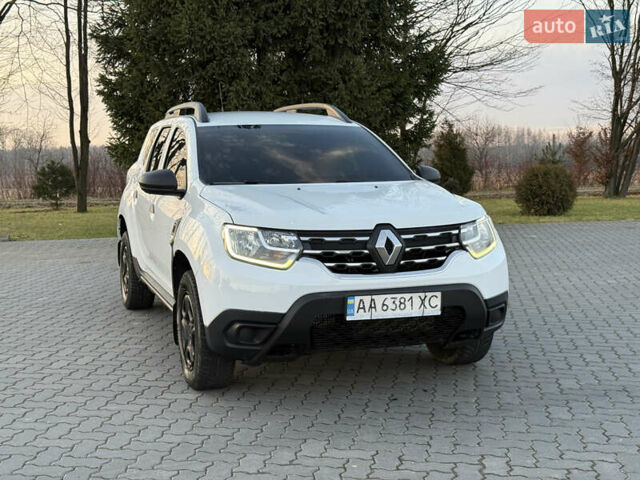Білий Рено Дастер, об'ємом двигуна 1.5 л та пробігом 152 тис. км за 14999 $, фото 1 на Automoto.ua