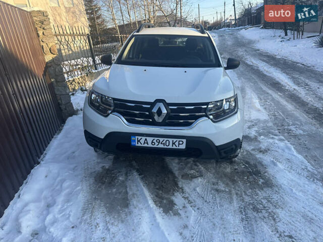 Белый Рено Дастер, объемом двигателя 1.46 л и пробегом 138 тыс. км за 15000 $, фото 1 на Automoto.ua