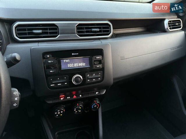 Білий Рено Дастер, об'ємом двигуна 1.5 л та пробігом 152 тис. км за 14999 $, фото 17 на Automoto.ua