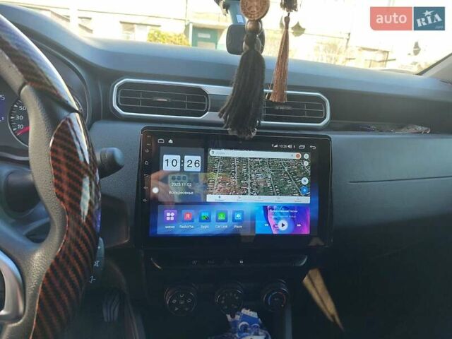 Белый Рено Дастер, объемом двигателя 1.5 л и пробегом 121 тыс. км за 15700 $, фото 2 на Automoto.ua