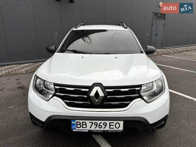 Білий Рено Дастер, об'ємом двигуна 1.46 л та пробігом 57 тис. км за 14800 $, фото 1 на Automoto.ua